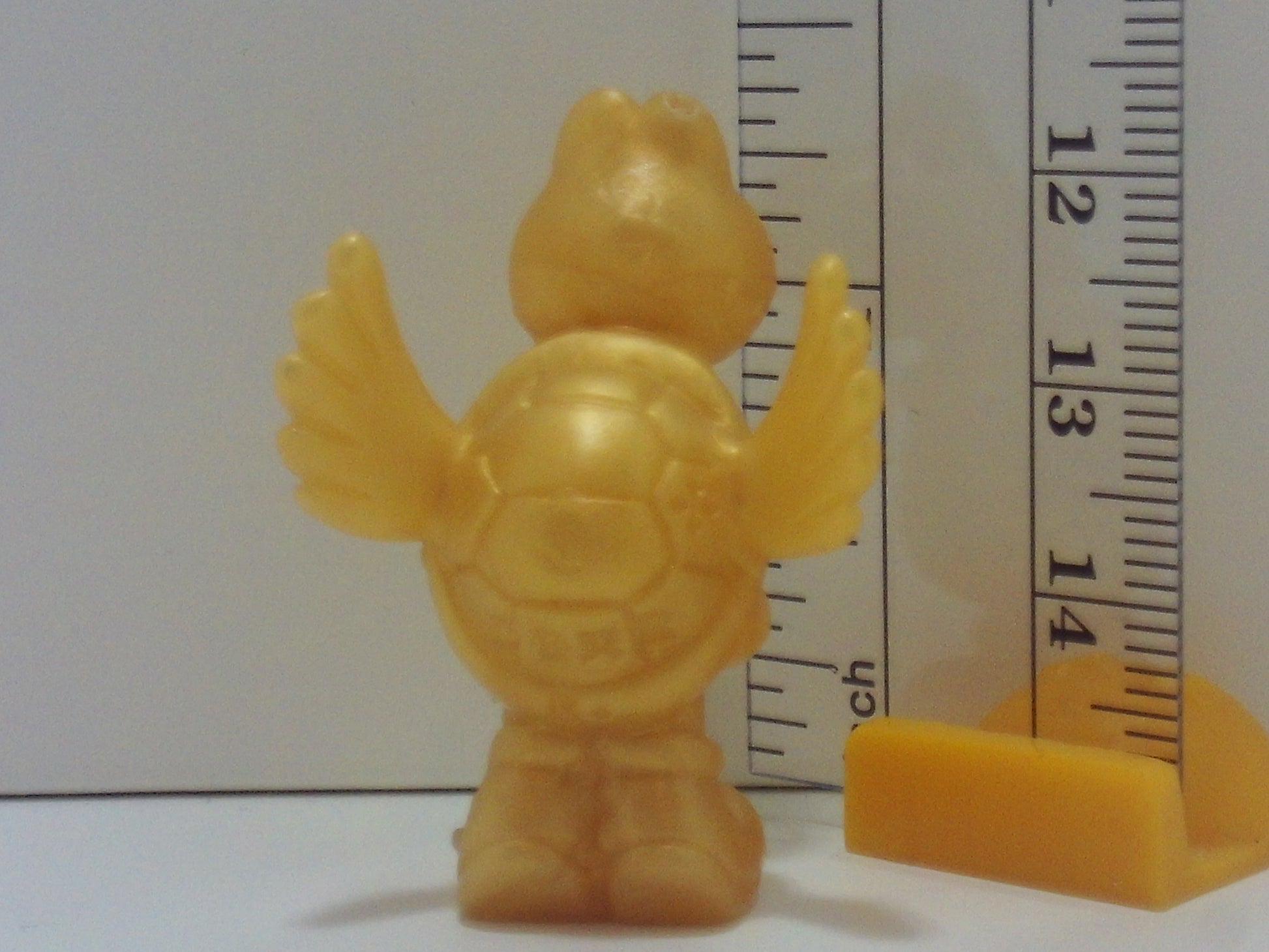 Super Mario Bros Japanese Rubber Gold Keshi Keshigomu figure