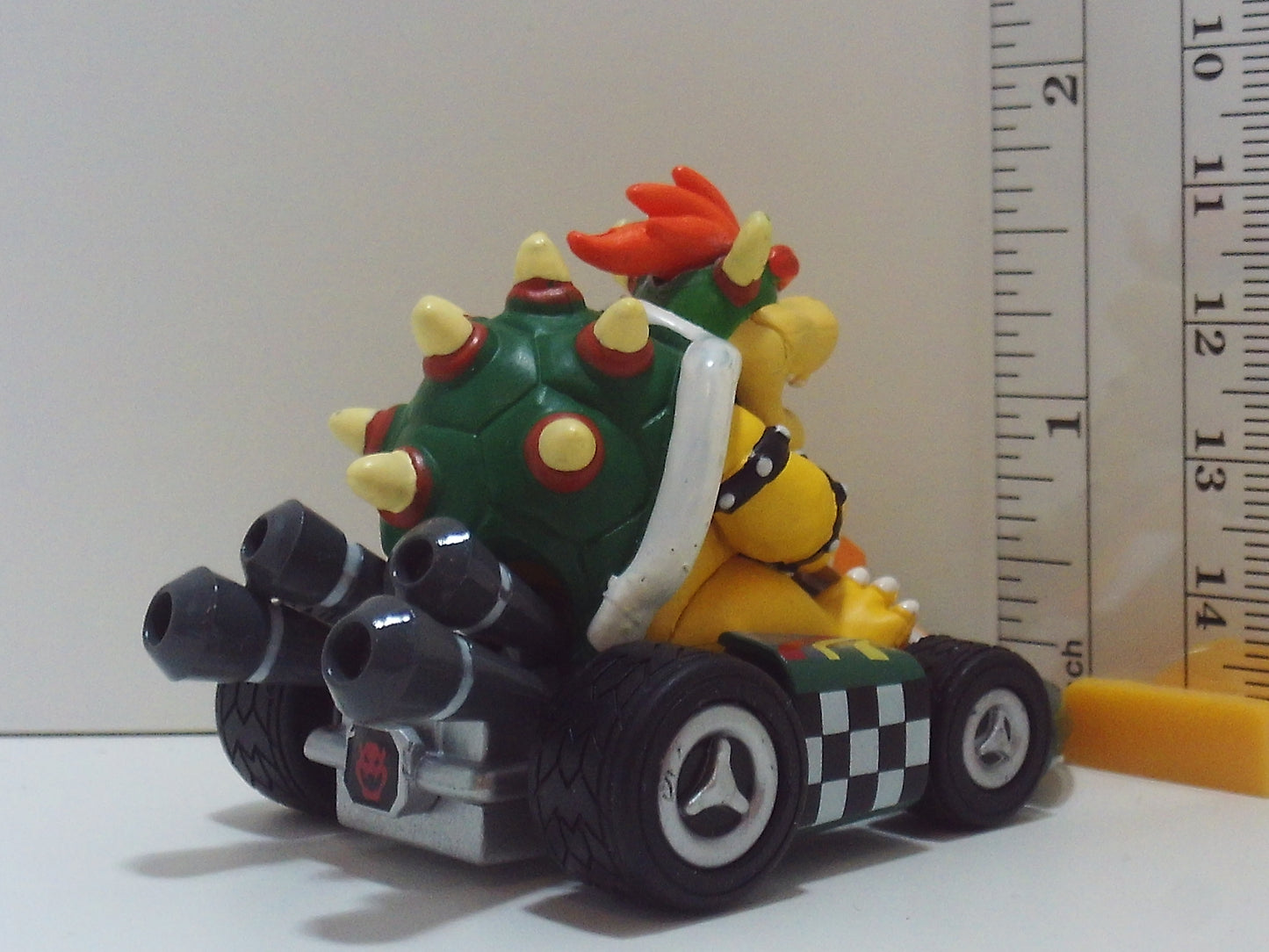 Super Mario Kart Wii Pull Back Car